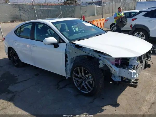 4T1DAACK8SU075232 2025 TOYOTA CAMRY - Image 1