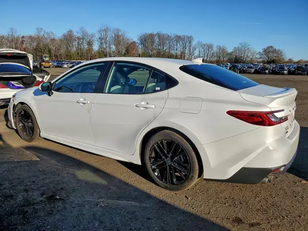 4T1DAACK8SU076946 2025 TOYOTA CAMRY - Image 2