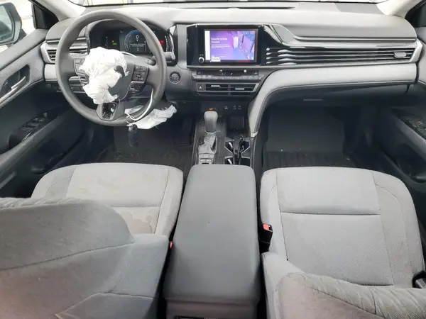 4T1DAACK8SU078244 2025 TOYOTA CAMRY - Image 8