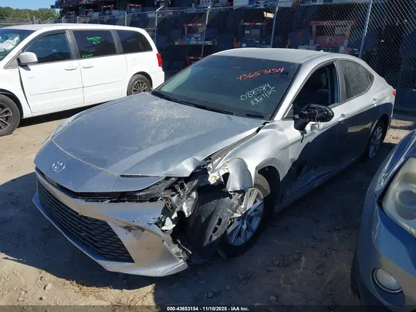 4T1DAACK8SU088384 2025 TOYOTA CAMRY - Image 2