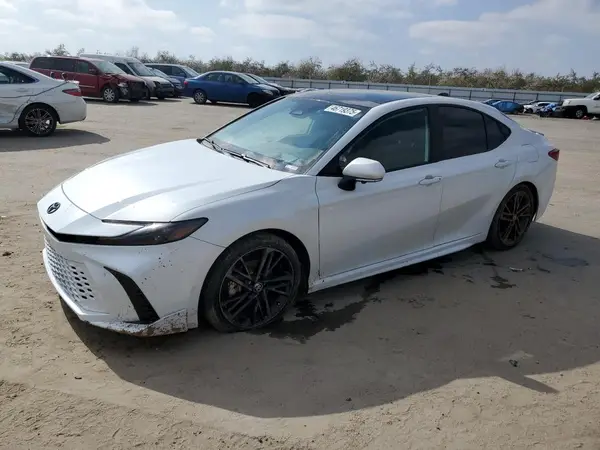 4T1DAACK8SU096422 2025 TOYOTA CAMRY - Image 1