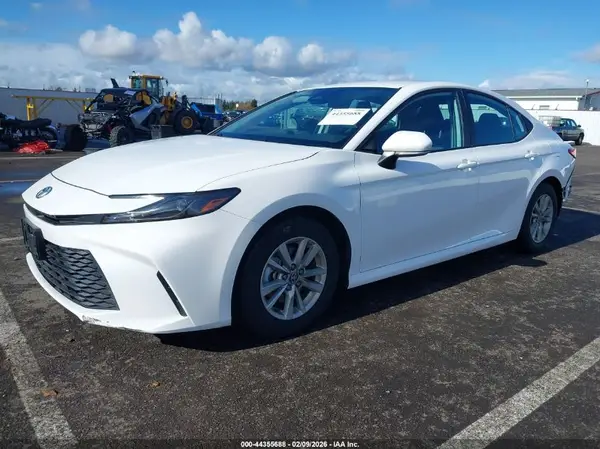 4T1DAACK8SU100839 2025 TOYOTA CAMRY - Image 2
