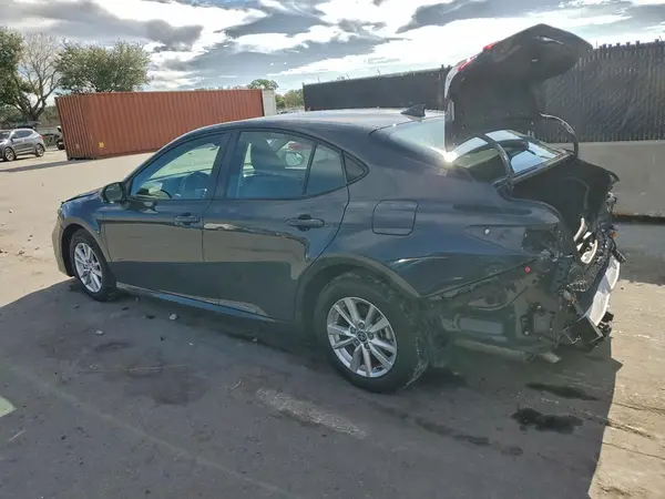 4T1DAACK8SU104177 2025 TOYOTA CAMRY - Image 2