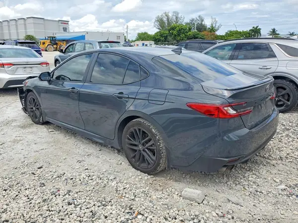 4T1DAACK8SU106950 2025 TOYOTA CAMRY - Image 2