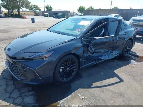 4T1DAACK8SU114918 2025 TOYOTA CAMRY - Image 2