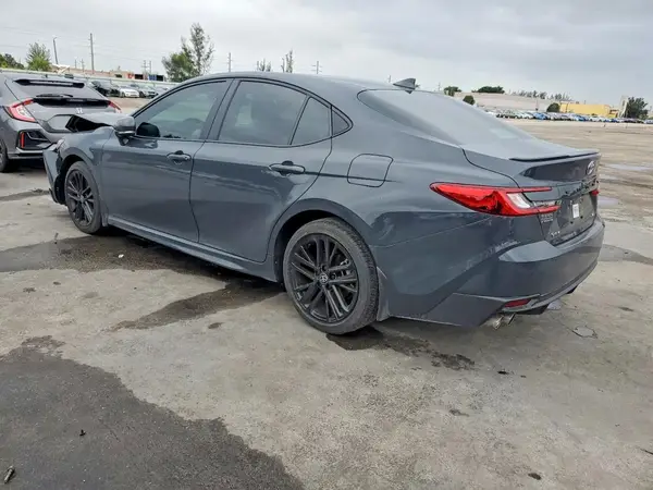 4T1DAACK8SU117253 2025 TOYOTA CAMRY - Image 2