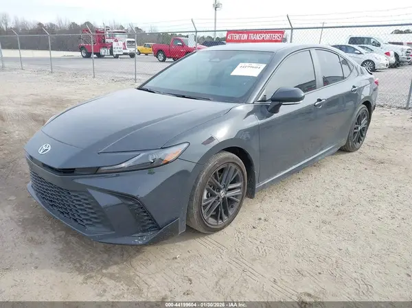 4T1DAACK8SU126602 2025 TOYOTA CAMRY - Image 2