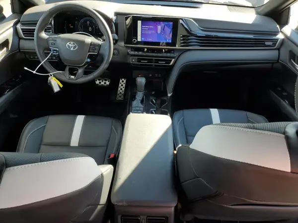 4T1DAACK8SU134585 2025 TOYOTA CAMRY - Image 8