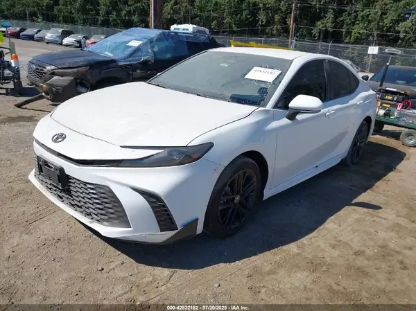 4T1DAACK8SU137454 2025 TOYOTA CAMRY - Image 2