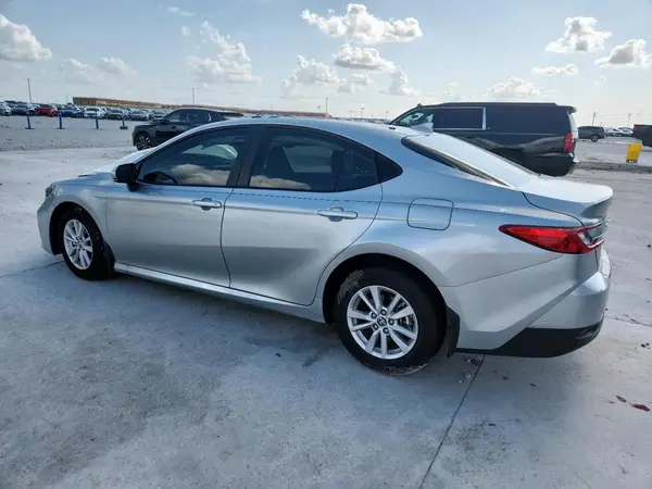 4T1DAACK8SU138300 2025 TOYOTA CAMRY - Image 2