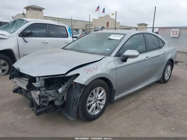 4T1DAACK8SU141813 2025 TOYOTA CAMRY - Image 2