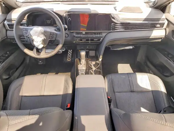 4T1DAACK8SU143724 2025 TOYOTA CAMRY - Image 8