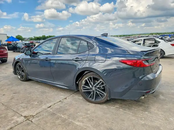 4T1DAACK8SU168607 2025 TOYOTA CAMRY - Image 2
