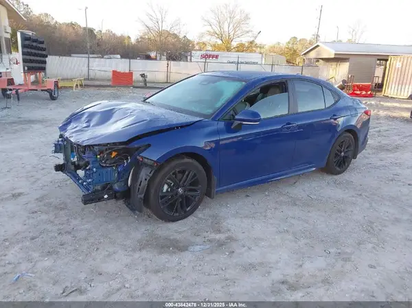 4T1DAACK8SU175007 2025 TOYOTA CAMRY - Image 2