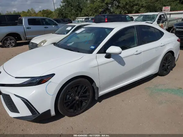 4T1DAACK8SU176447 2025 TOYOTA CAMRY - Image 2