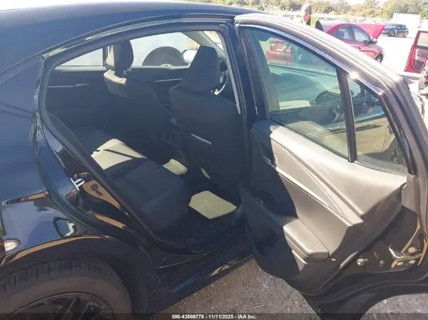 4T1DAACK8SU190753 2025 TOYOTA CAMRY - Image 8