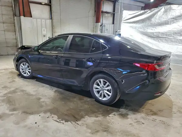 4T1DAACK8SU207776 2025 TOYOTA CAMRY - Image 2