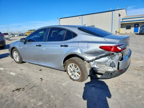 4T1DAACK8SU502926 2025 TOYOTA CAMRY - Image 2