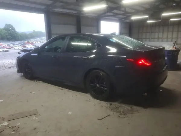 4T1DAACK8SU504689 2025 TOYOTA CAMRY - Image 2