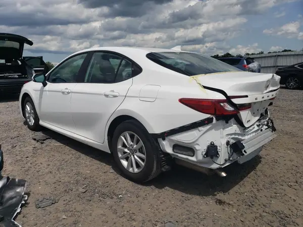 4T1DAACK8SU506104 2025 TOYOTA CAMRY - Image 2