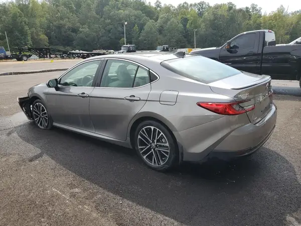 4T1DAACK8SU512887 2025 TOYOTA CAMRY - Image 2