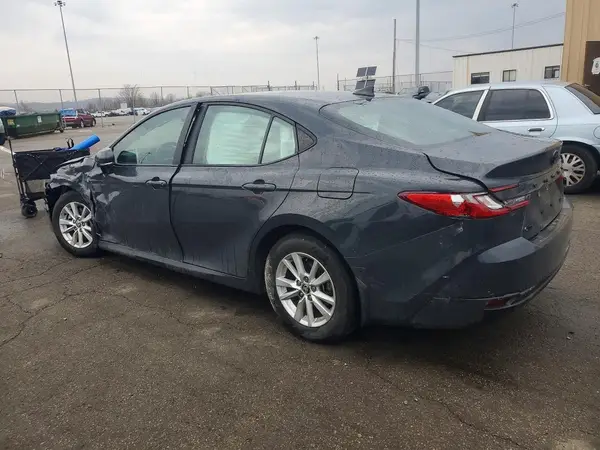 4T1DAACK8SU515935 2025 TOYOTA CAMRY - Image 2