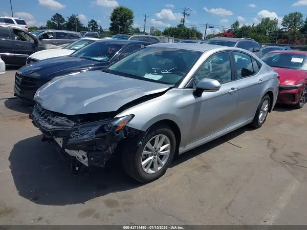 4T1DAACK8SU518656 2025 TOYOTA CAMRY - Image 2