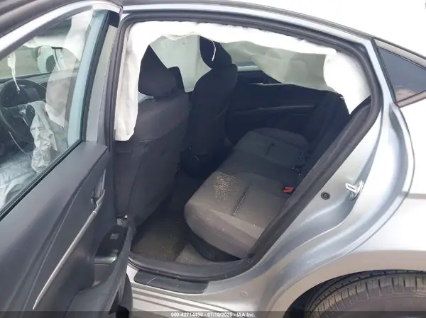4T1DAACK8SU518656 2025 TOYOTA CAMRY - Image 8