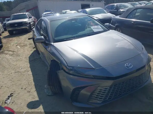 4T1DAACK8SU520682 2025 TOYOTA CAMRY - Image 1