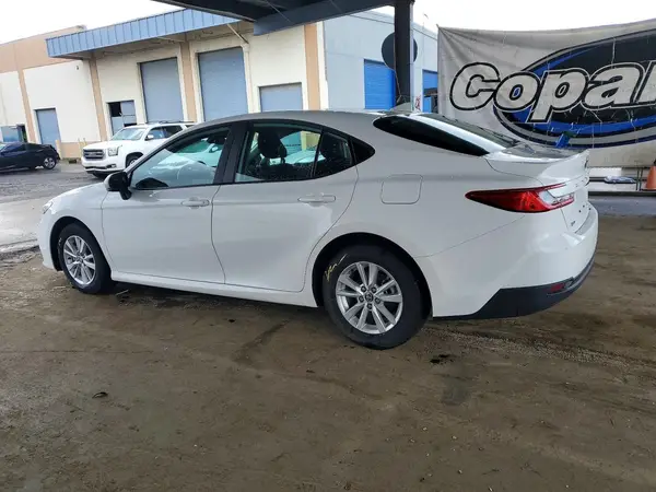 4T1DAACK8SU523257 2025 TOYOTA CAMRY - Image 2