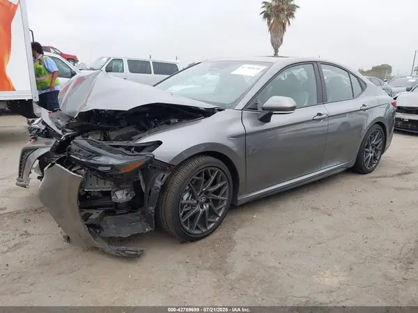 4T1DAACK8SU525512 2025 TOYOTA CAMRY - Image 2