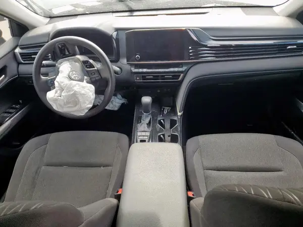 4T1DAACK8SU526658 2025 TOYOTA CAMRY - Image 8