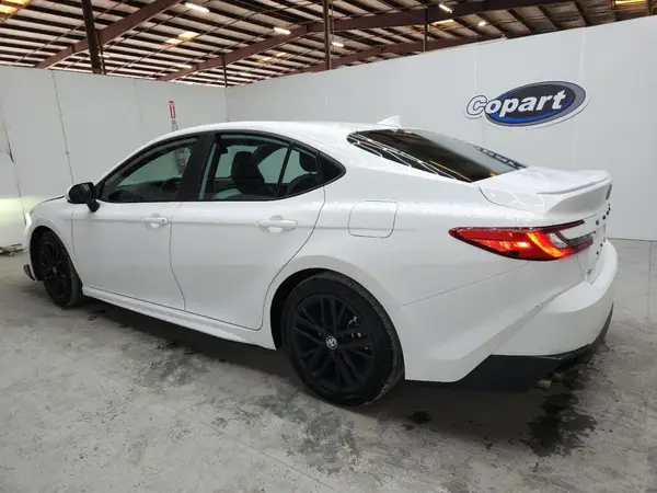 4T1DAACK8SU527437 2025 TOYOTA CAMRY - Image 2