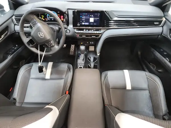 4T1DAACK8SU527437 2025 TOYOTA CAMRY - Image 8