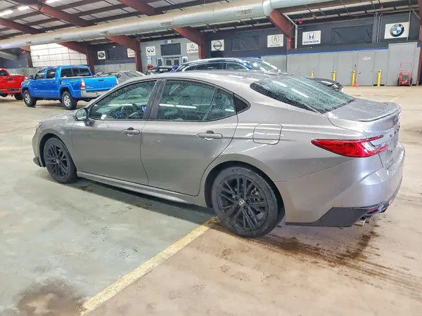 4T1DAACK8SU527633 2025 TOYOTA CAMRY - Image 2
