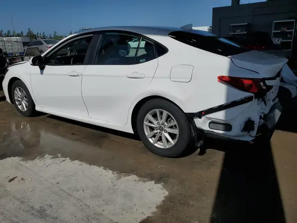 4T1DAACK8SU532332 2025 TOYOTA CAMRY - Image 2