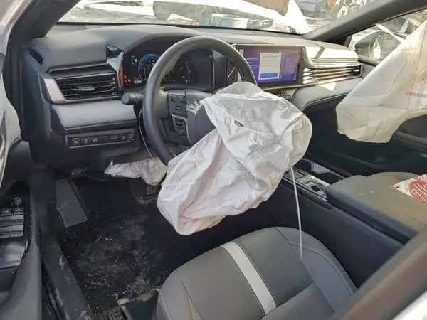 4T1DAACK8SU533710 2025 TOYOTA CAMRY - Image 8