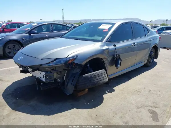 4T1DAACK8SU539975 2025 TOYOTA CAMRY - Image 2