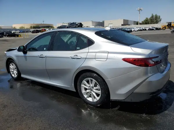 4T1DAACK8SU543685 2025 TOYOTA CAMRY - Image 2