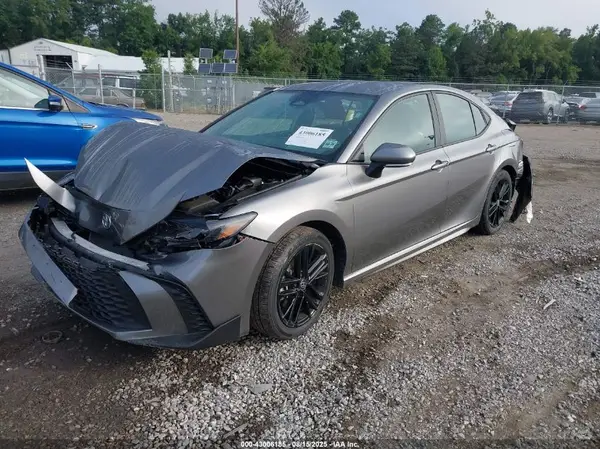 4T1DAACK8SU549132 2025 TOYOTA CAMRY - Image 2