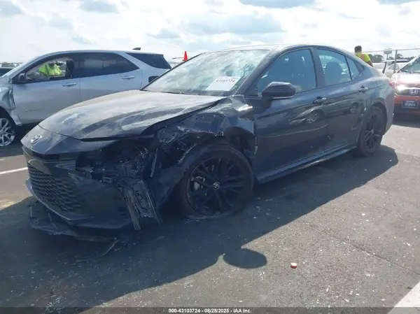 4T1DAACK8SU558672 2025 TOYOTA CAMRY - Image 2