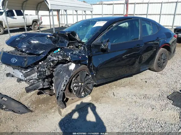 4T1DAACK8SU563970 2025 TOYOTA CAMRY - Image 2
