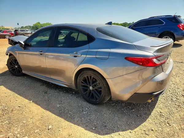4T1DAACK8SU567694 2025 TOYOTA CAMRY - Image 2