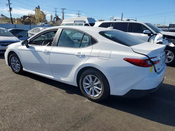 4T1DAACK8SU571941 2025 TOYOTA CAMRY - Image 2