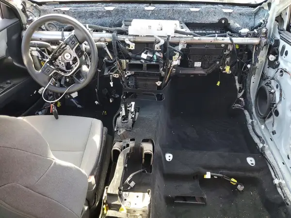 4T1DAACK8SU571941 2025 TOYOTA CAMRY - Image 8