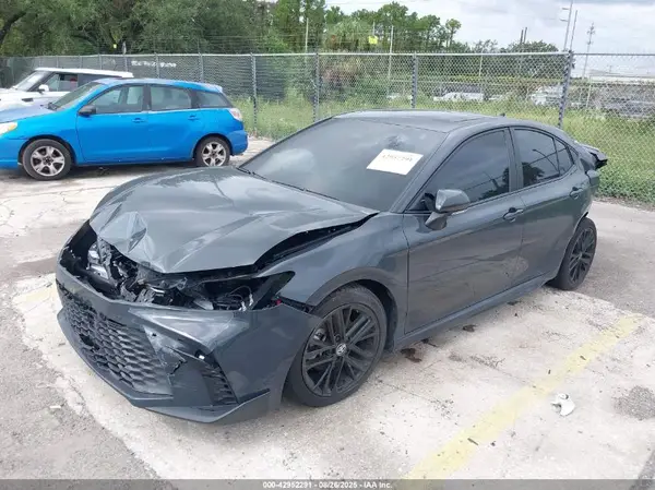 4T1DAACK8SU575746 2025 TOYOTA CAMRY - Image 2