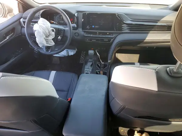 4T1DAACK8SU576735 2025 TOYOTA CAMRY - Image 8