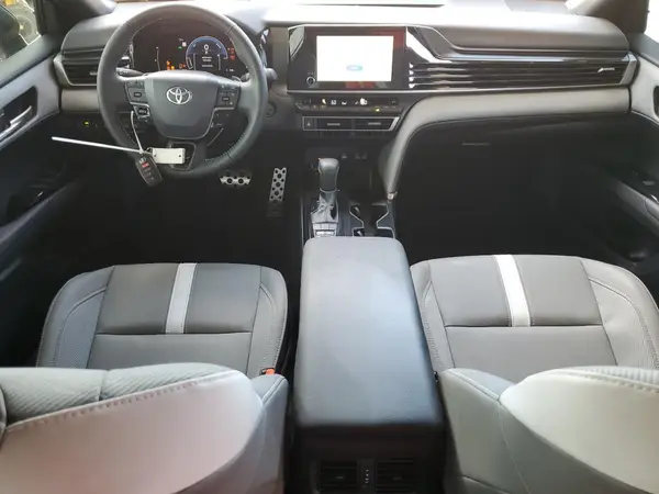 4T1DAACK8SU581403 2025 TOYOTA CAMRY - Image 8