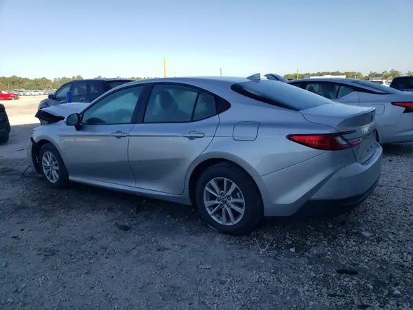 4T1DAACK8SU585323 2025 TOYOTA CAMRY - Image 2