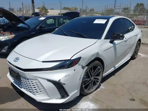 4T1DAACK8SU585595 2025 TOYOTA CAMRY - Image 2